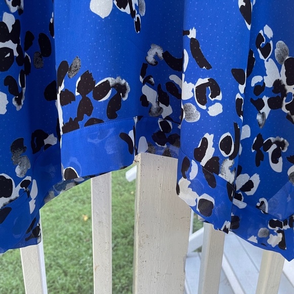 CAbi Electric Blue floral print swing dress-S - Picture 5 of 9